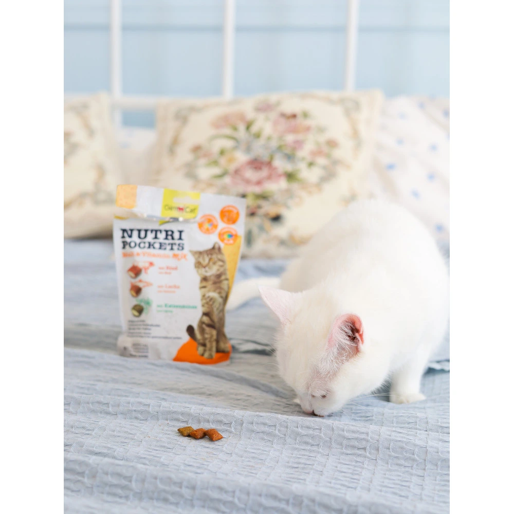 Витаминное лакомство GimCat Nutri Pockets для кошек для укрепления иммунитета мультивитамин микс 150 г