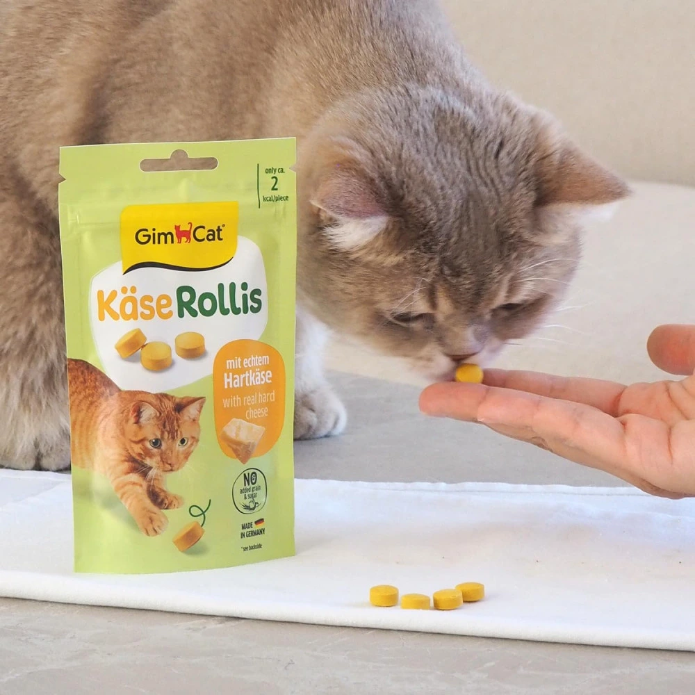 Ласощі GimCat Kase Rollis для котів таблетки з комплексом вітамінів сирні 40 г