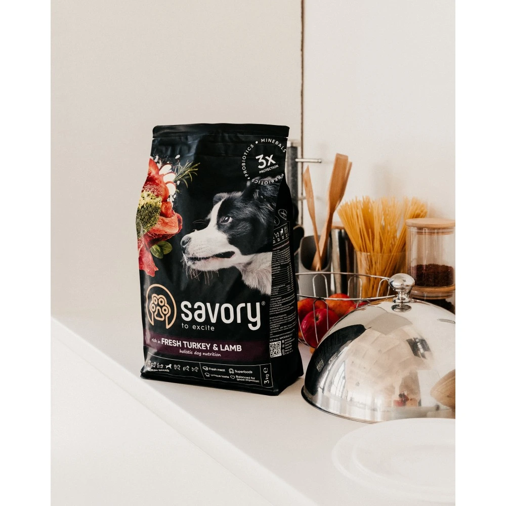 Корм сухий Savory Medium Breed rich in Fresh Turkey and Lamb для дорослих собак середніх порід від 10 до 25 кг зі свіжим ягням