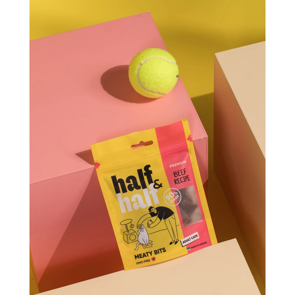 Ласощі HalfHalf м ясні шматочки для котів, з яловичиною 50 г