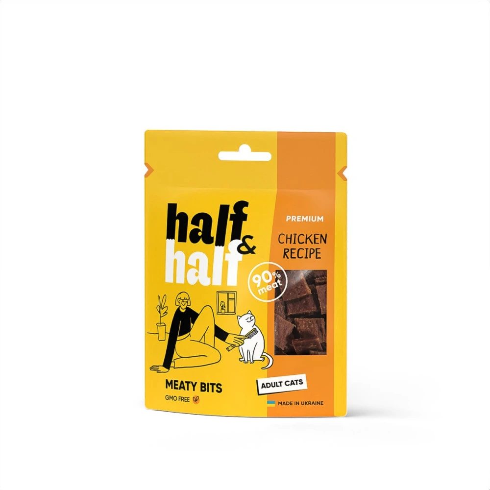 Ласощі HalfHalf м ясні шматочки для котів, із куркою 50 г