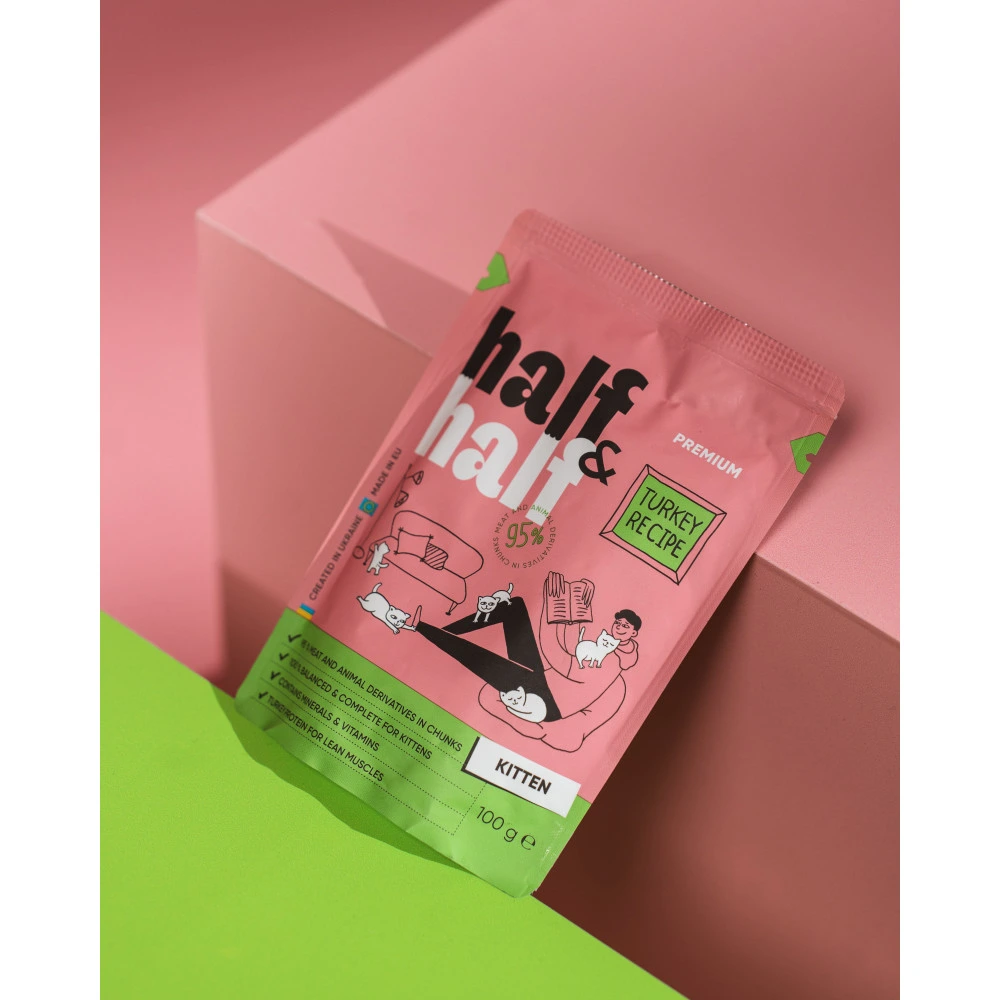 Корм вологий HalfHalf для кошенят шматочки з індичкою у желе у формі пауча 100г