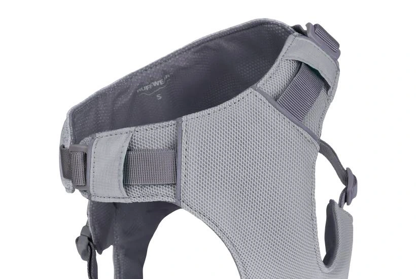 Охолоджувальна шлейка для собак Ruffwear Swamp Cooler™ M 69-81 см Сірий